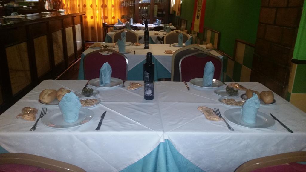 Hidalgo Hotel Alcaudete Luaran gambar